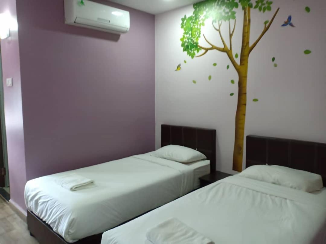 Purple Dream Home Teluk Panglima Garang Exterior foto
